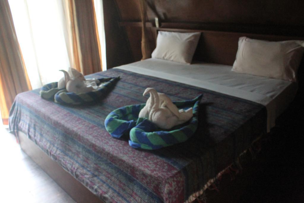 Coral Beach Pizza Cottages Gili Trawangan Dış mekan fotoğraf